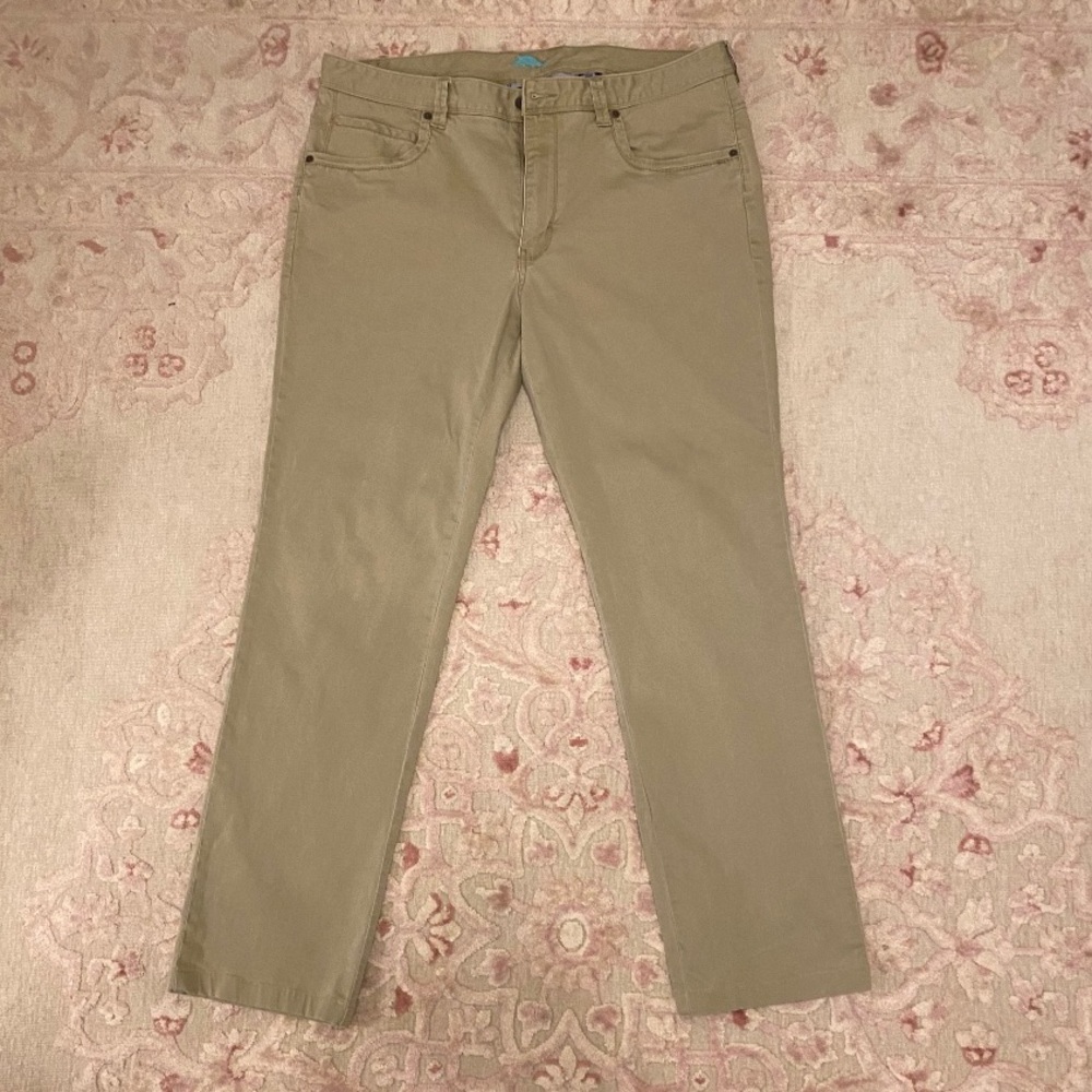Tommy Bahama regular fit Khakis